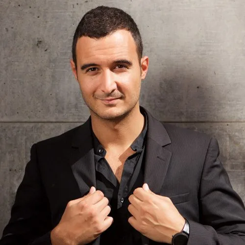 Happy Client sharing feedback